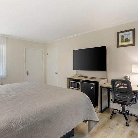 Quality Inn Smoketown  Dış mekan fotoğraf