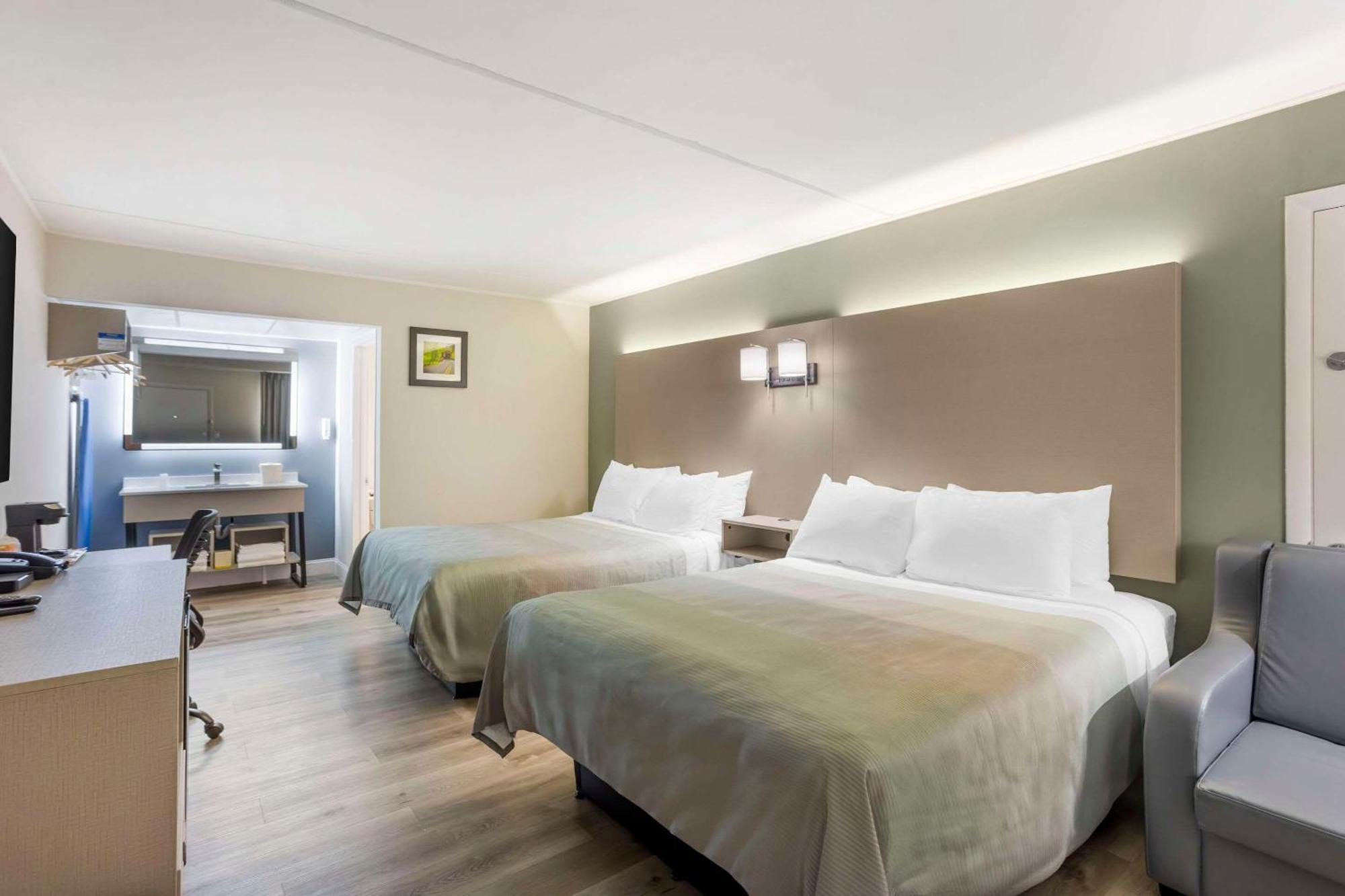 Quality Inn Smoketown  Dış mekan fotoğraf