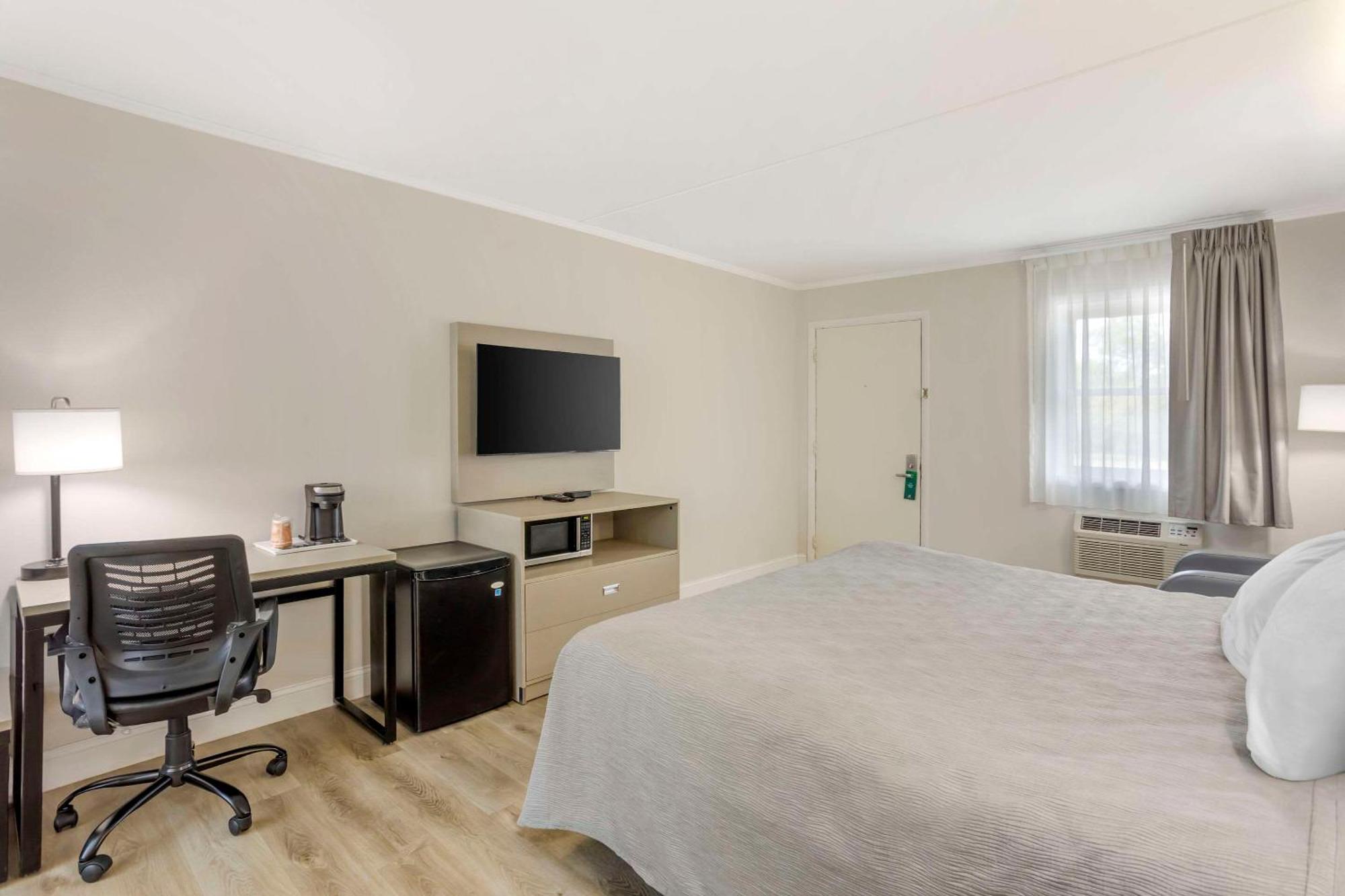 Quality Inn Smoketown  Dış mekan fotoğraf